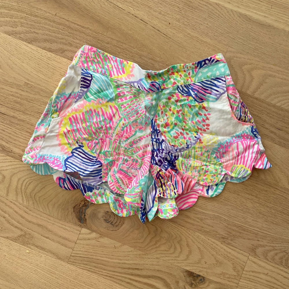 Lilly Pulitzer Shorts Size Medium